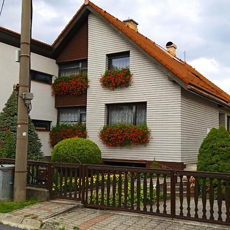 Apartman 6 Km Od Centra Banskej Bystrice Banska Bystrica Ngoại thất bức ảnh