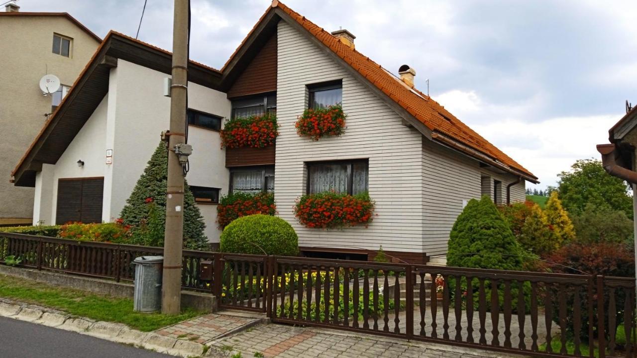 Apartman 6 Km Od Centra Banskej Bystrice Banska Bystrica Ngoại thất bức ảnh