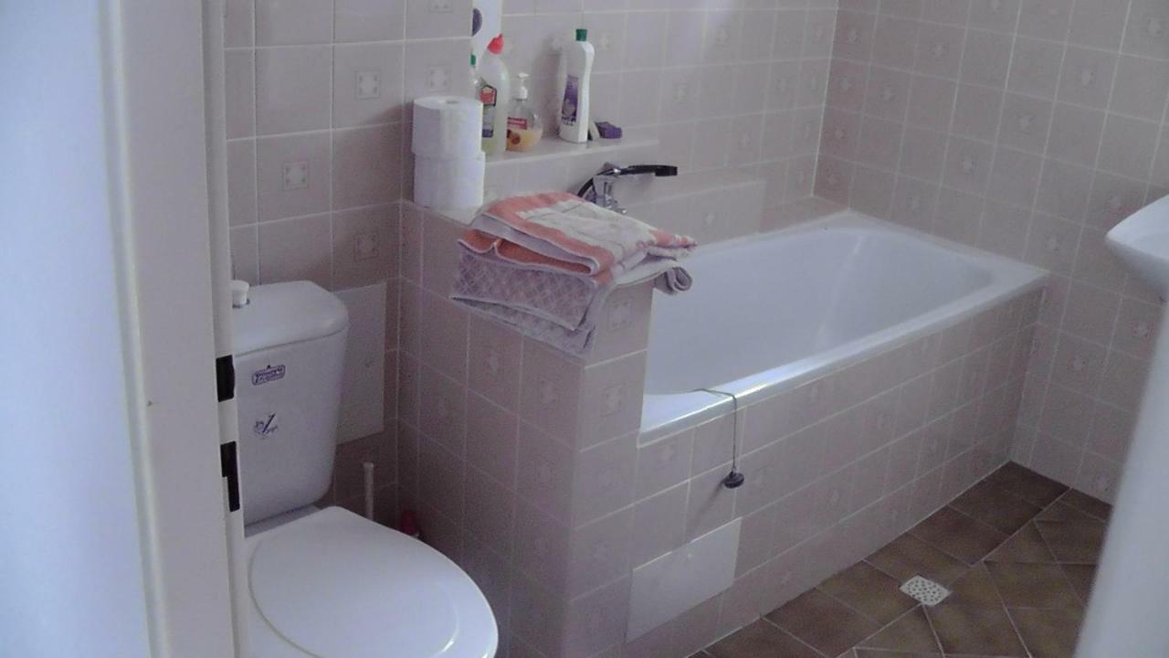 Apartman 6 Km Od Centra Banskej Bystrice Banska Bystrica Ngoại thất bức ảnh